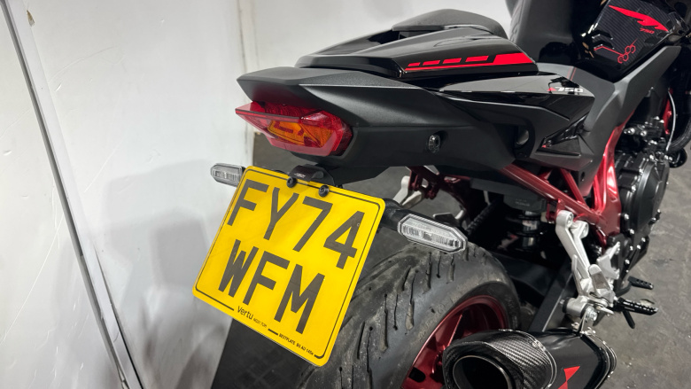 (23MY) Honda CB750 Hornet